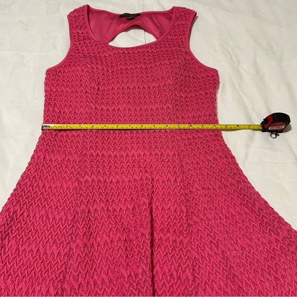 Suzy Shier sleeveless A line dress with pleats. Barbie Pink. - Picture 6 of 8